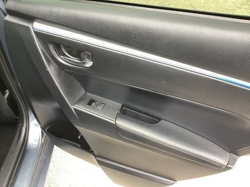 Used 2014 Toyota Corolla S FWD image 21