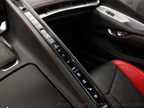 Used 2021 Chevrolet Corvette Stingray Premium Conv w/ Z51 Performance Package image 34