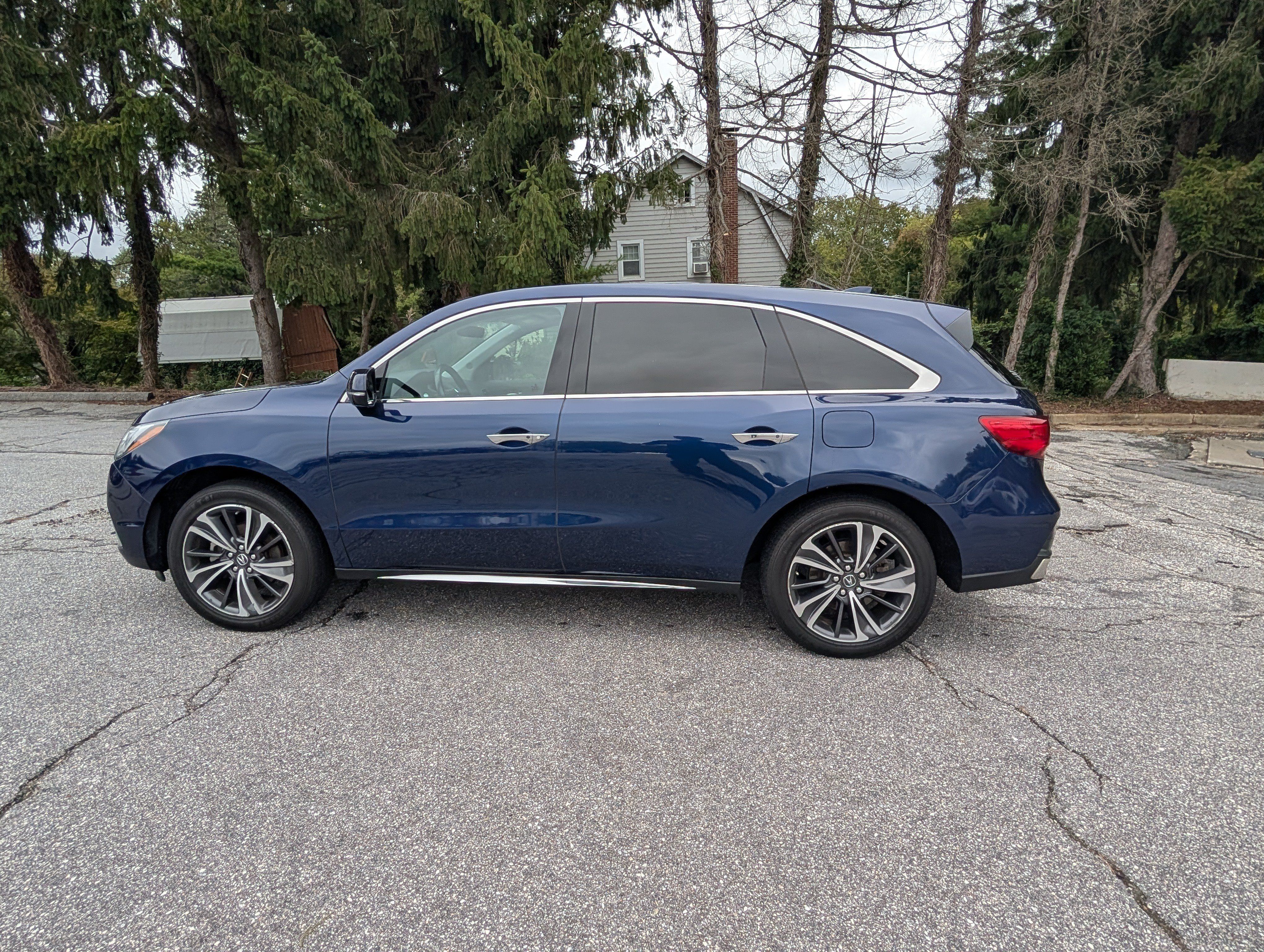 Used 2020 Acura MDX w/ Technology Package AWD/4WD image 6