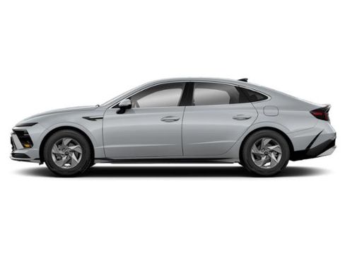 New 2026 Hyundai Sonata SE FWD image 2