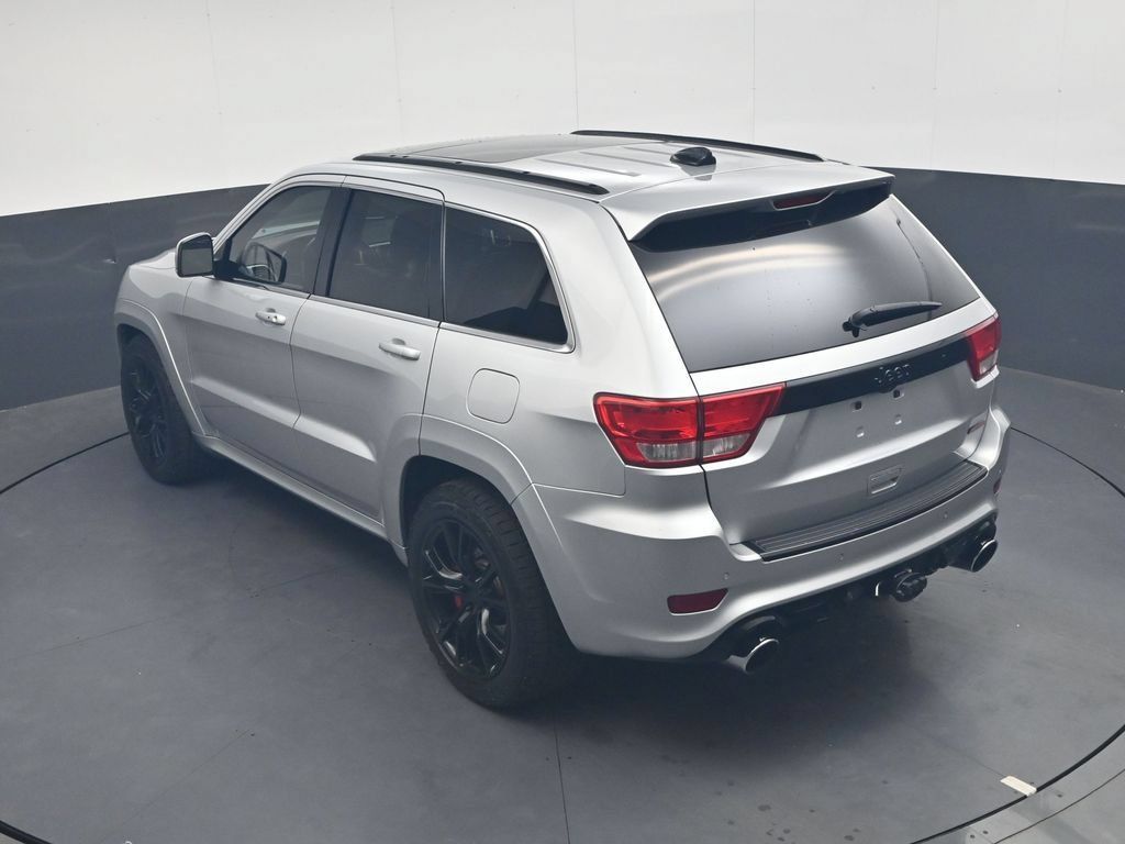 Used 2012 Jeep Grand Cherokee SRT8 w/ Luxury Group II AWD/4WD image 30