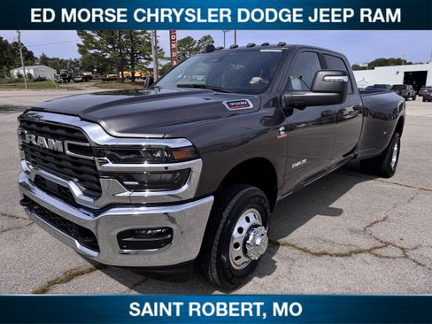 New 2026 RAM 3500 Big Horn AWD/4WD image 1