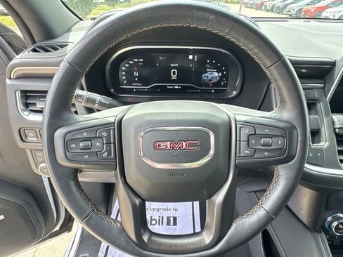 Used 2022 GMC Yukon XL AT4 AWD/4WD image 13