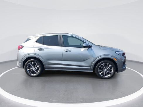 Used 2023 Buick Encore GX Select w/ Sport Touring Package FWD image 9