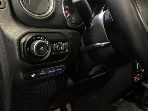 Used 2021 Jeep Wrangler Unlimited Rubicon 4xe w/ Cold Weather Group image 14