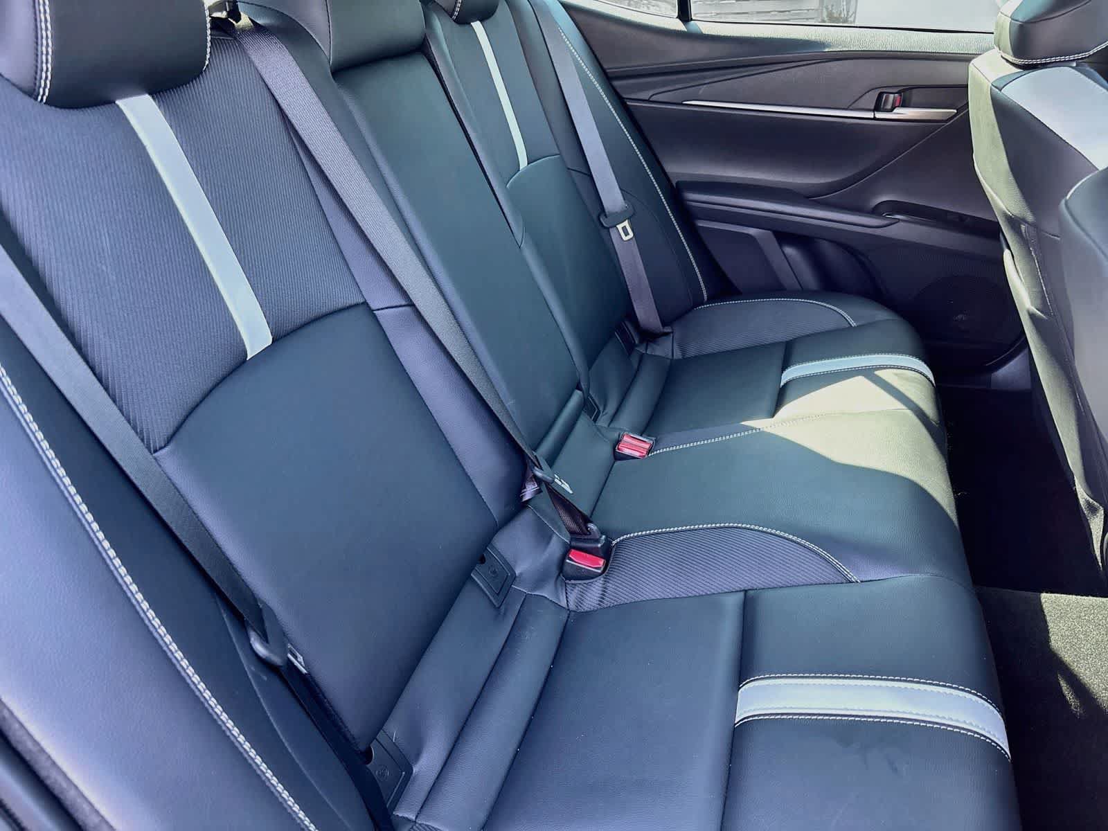 Used 2025 Toyota Camry SE w/ Convenience Package FWD image 27