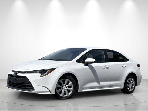 Used 2023 Toyota Corolla LE w/ Carpet Mat Package (TMS) FWD image 1
