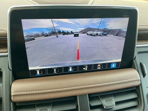 Used 2021 Chevrolet Tahoe High Country image 18