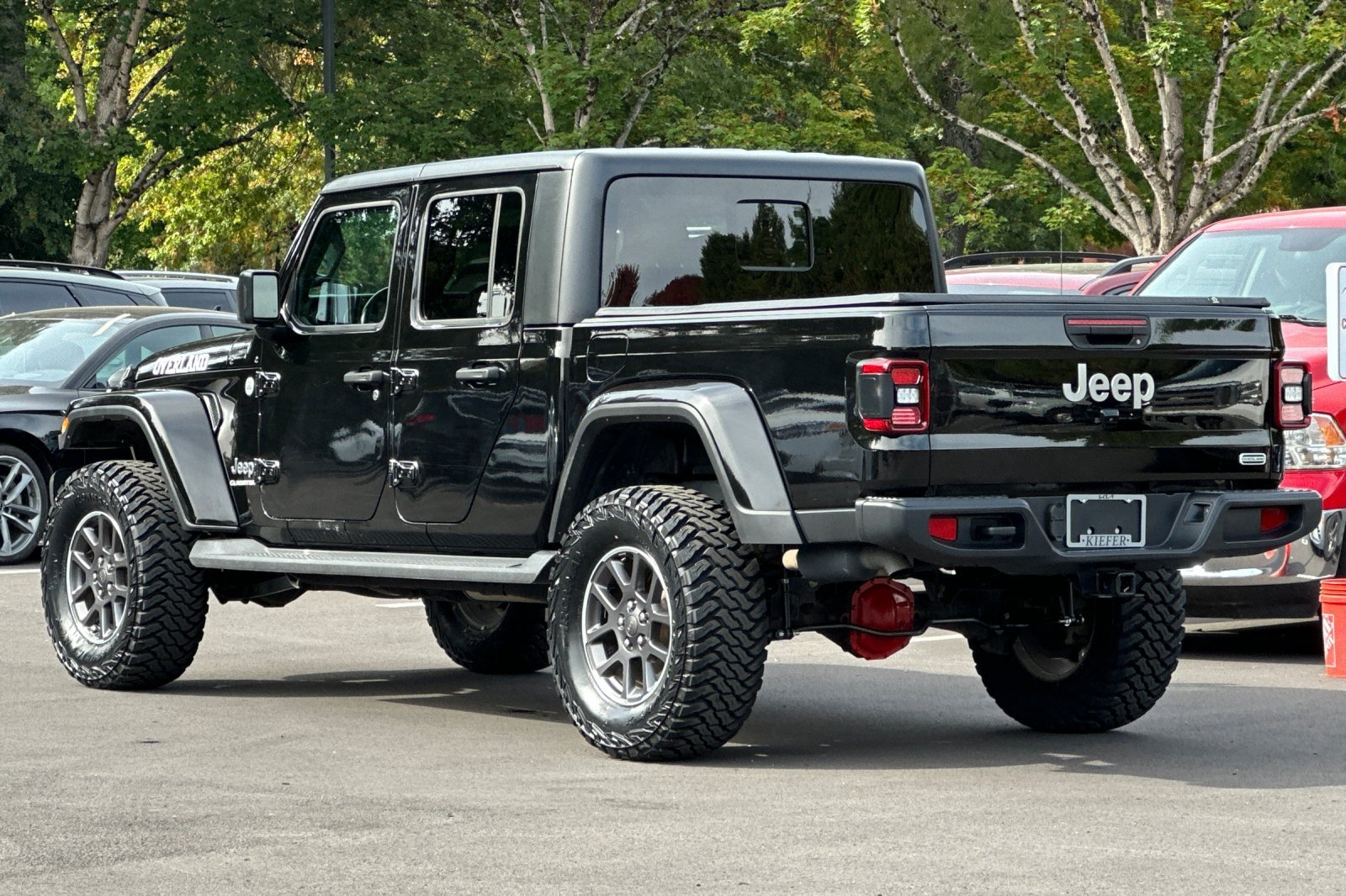 Used 2020 Jeep Gladiator Overland AWD/4WD image 6