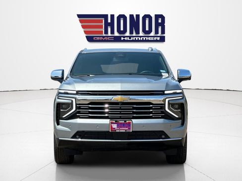 Used 2025 Chevrolet Tahoe Premier RWD image 9