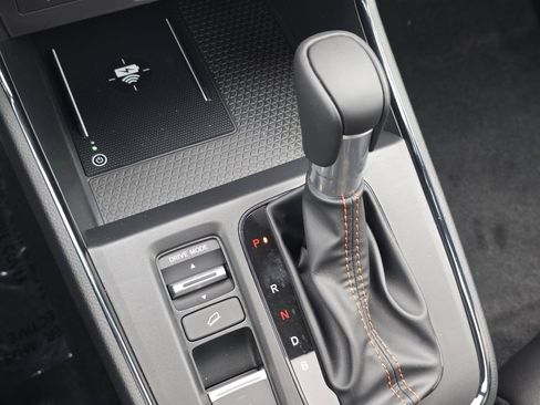 Used 2022 Honda Pilot Sport image 32