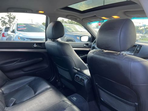 Used 2012 INFINITI G37 x Sedan w/ Premium Pkg image 15