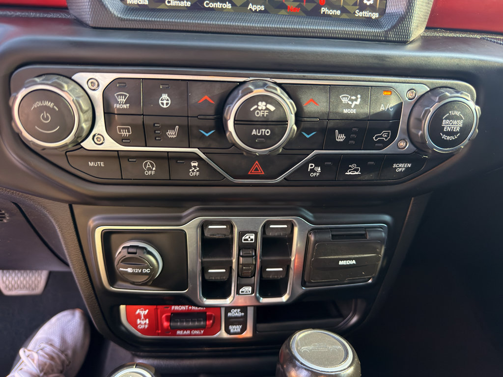Used 2021 Jeep Gladiator Rubicon w/ Dual Top Group AWD/4WD image 21