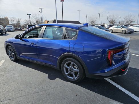 Used 2025 Kia K4 LXS image 5