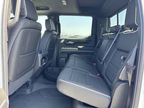 New 2026 GMC Sierra 1500 AT4X w/ AT4X AEV Edition AWD/4WD image 25