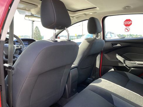 Used 2012 Ford Focus SE image 13