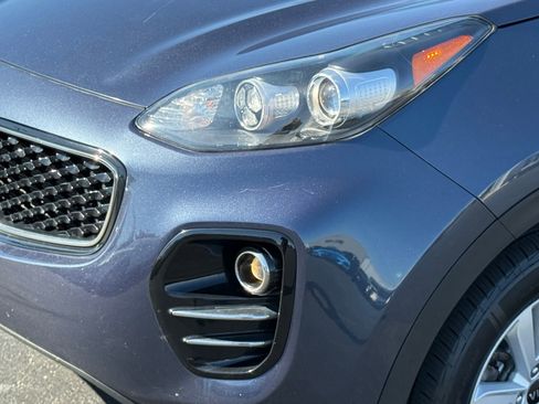 Used 2019 Kia Sportage LX AWD/4WD image 10