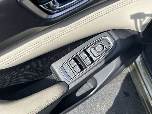 Used 2023 Subaru Ascent Limited AWD/4WD image 17