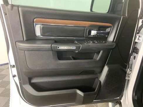 Used 2019 RAM 1500 Laramie AWD/4WD image 24