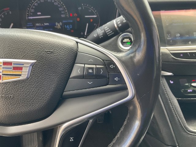 Used 2017 Cadillac XT5 Luxury w/ Driver Awareness Package AWD/4WD image 28