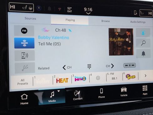New 2026 Chrysler Pacifica Select AWD/4WD image 23