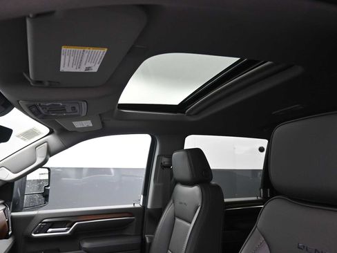 New 2026 GMC Sierra 2500 Denali image 25