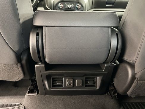 Used 2022 Chevrolet Silverado 1500 RST w/ Z71 Off-Road Package image 20