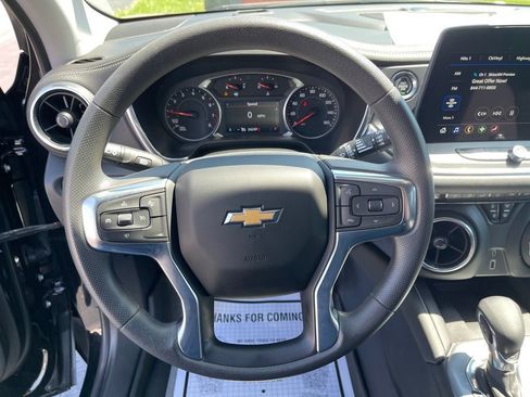 Used 2024 Chevrolet Blazer LT w/ Convenience Package FWD image 14