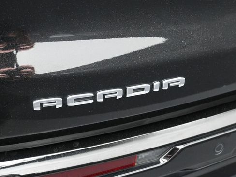 Used 2026 GMC Acadia Denali Ultimate w/ LPO, Floor Liner Package FWD image 9
