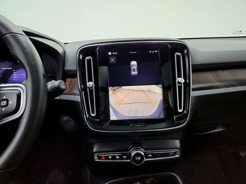 Certified 2023 Volvo XC40 Recharge Ultimate w/ Protection Package Premier AWD/4WD image 23