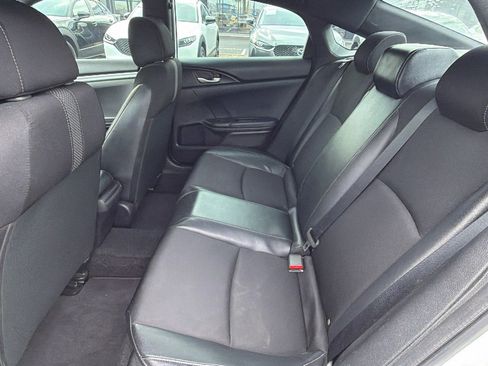 Used 2019 Honda Civic Sport image 17