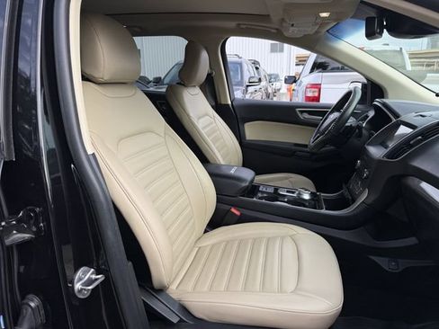 Used 2019 Ford Edge SEL w/ Equipment Group 201A AWD/4WD image 27