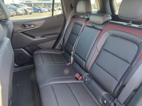 New 2026 Chevrolet Equinox RS image 4