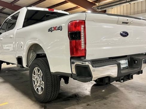 Used 2024 Ford F250 Lariat image 5