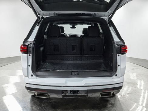 Used 2023 Chevrolet Traverse High Country w/ LPO, Floor Liner Package FWD image 6
