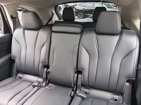 Used 2023 Acura MDX SH-AWD image 15