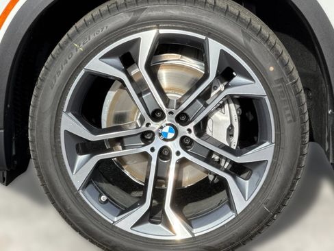 New 2026 BMW X5 xDrive40i AWD/4WD image 11