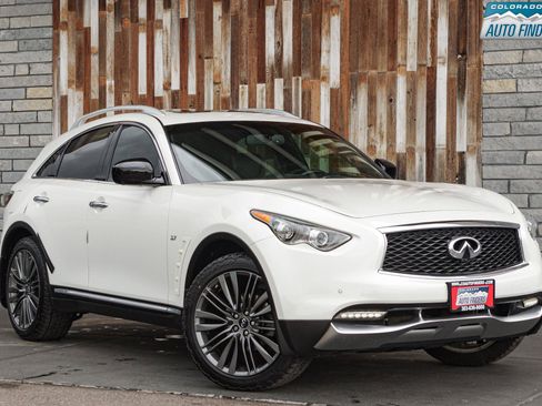 Used 2017 INFINITI QX70 AWD w/ Limited Package image 9