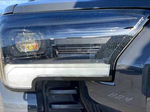 Used 2024 Toyota Tacoma Limited image 37