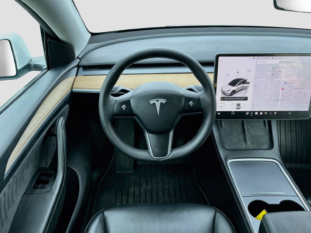 Used 2025 Tesla Model Y Long Range AWD/4WD image 23