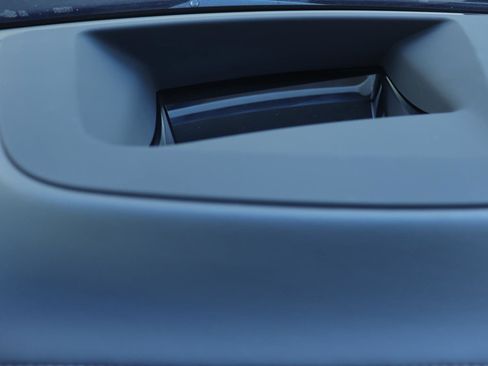 Used 2024 BMW X7 xDrive40i image 37