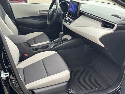 Certified 2025 Toyota Corolla LE image 8