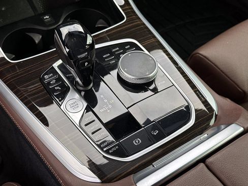 Used 2021 BMW X5 xDrive40i w/ Premium Package image 24