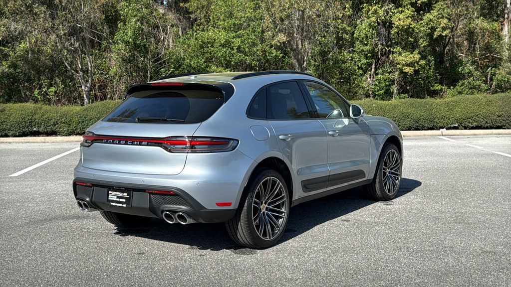 Certified 2026 Porsche Macan AWD/4WD image 26