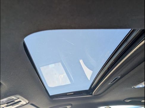 Used 2024 Kia Forte GT-Line w/ GT-Line Premium Package image 9