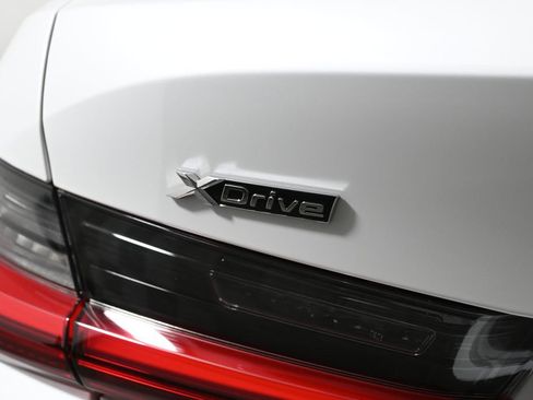New 2026 BMW 330i xDrive Sedan w/ Premium Package AWD/4WD image 39