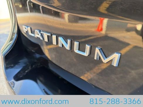 Used 2025 Ford Expedition Platinum image 32