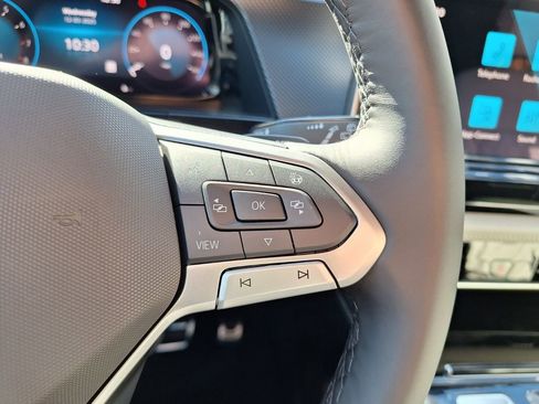 New 2026 Volkswagen Atlas Cross Sport SEL Premium R-Line image 23