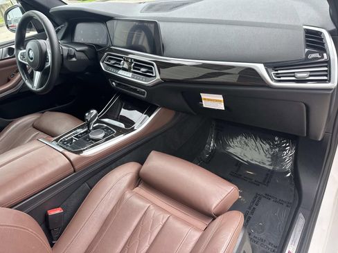 Used 2019 BMW X5 xDrive40i w/ M Sport Package AWD/4WD image 11