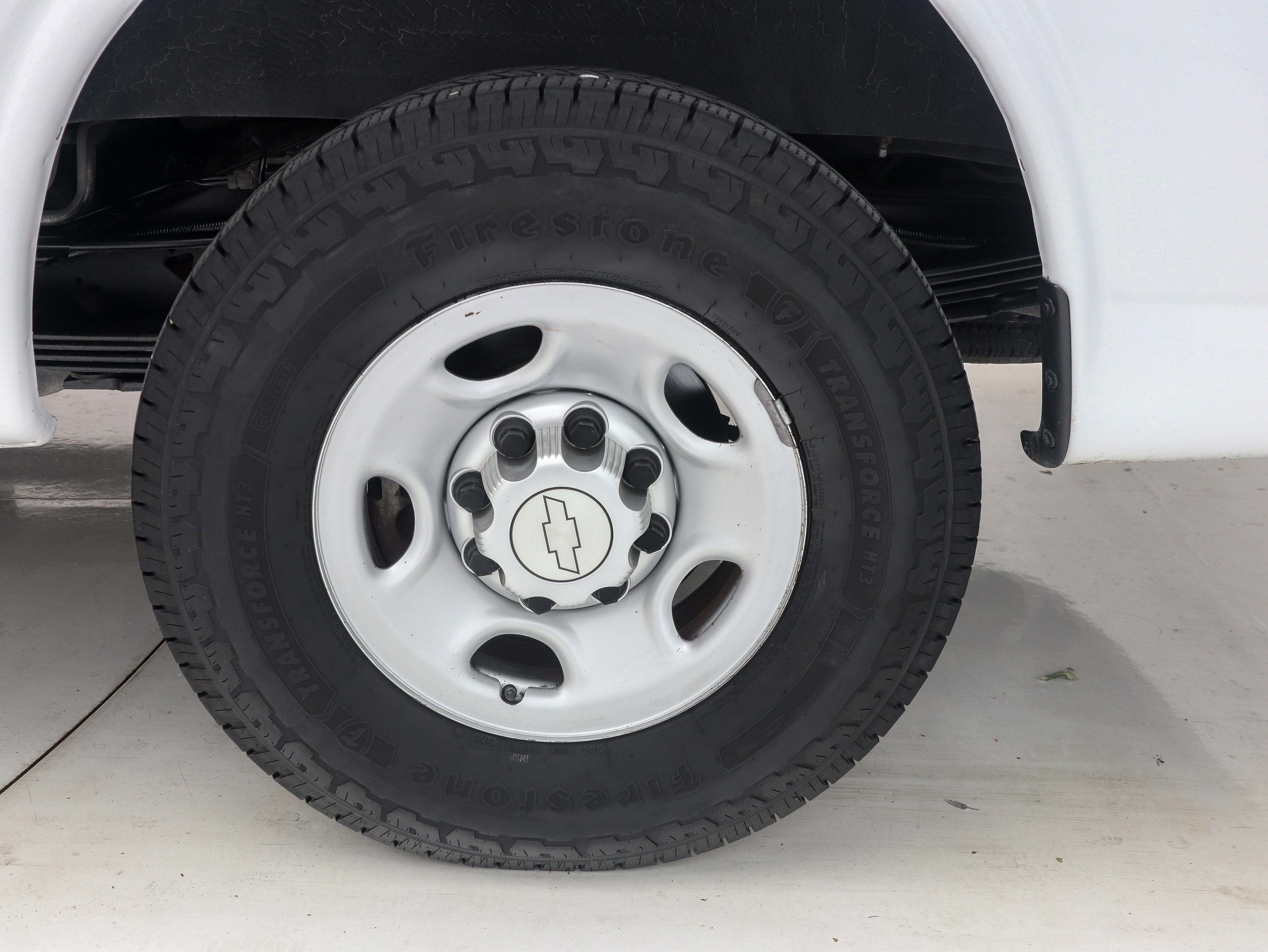Used 2021 Chevrolet Express 3500 LS RWD image 27